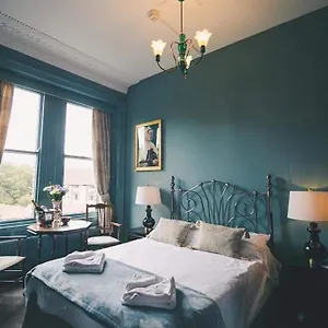 2* Hotel Glendale